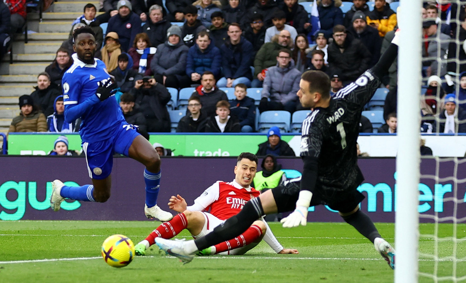 次上演精彩 次上演精彩